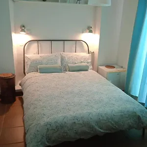 Homestay Lake, Iznajar
